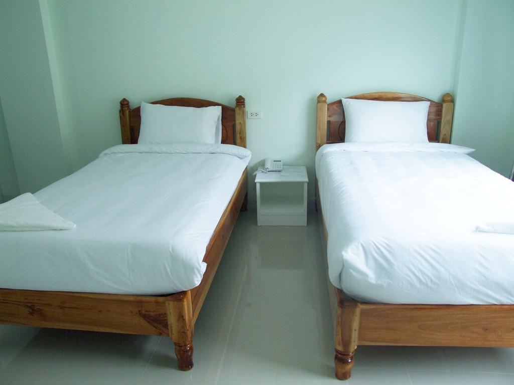 Ruan Rim Nam Hotel Roi Et Room photo